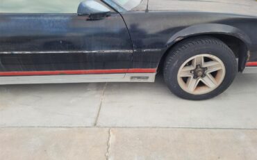 Chevrolet-Camaro-z28-1984-Black-Black-44