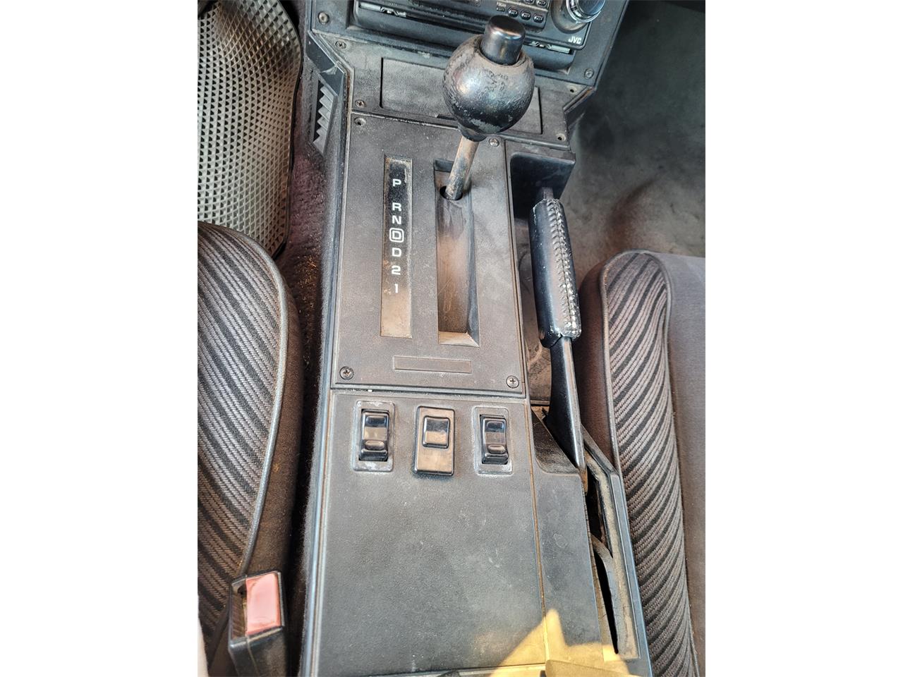 Chevrolet-Camaro-z28-1984-Black-Black-9
