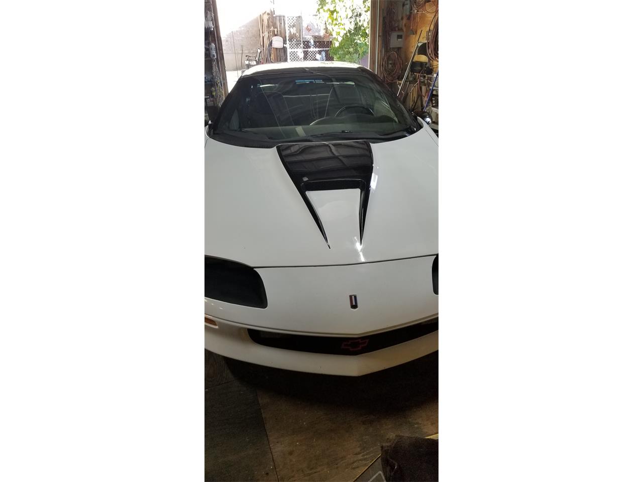 Chevrolet-Camaro-z28-1994-White-amp-black-Light-and-dark-gray-12