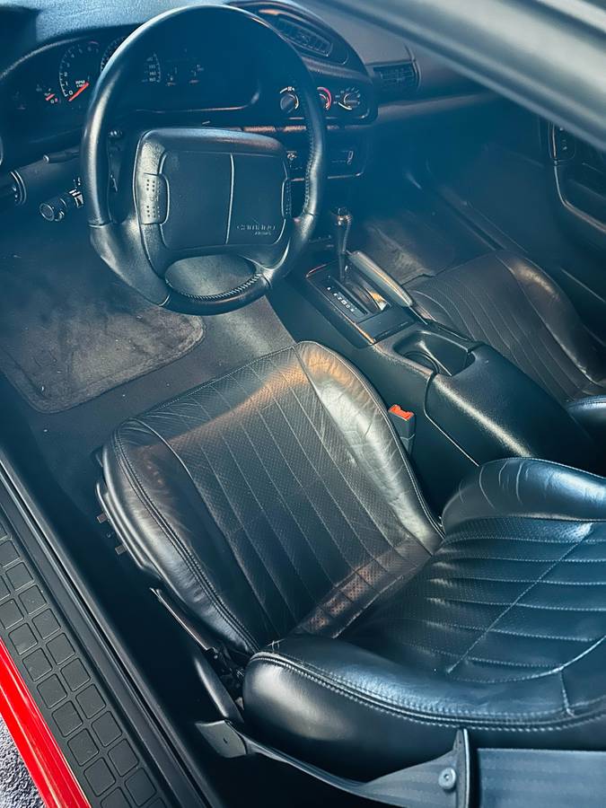 Chevrolet-Camaro-z28-1995-red-15