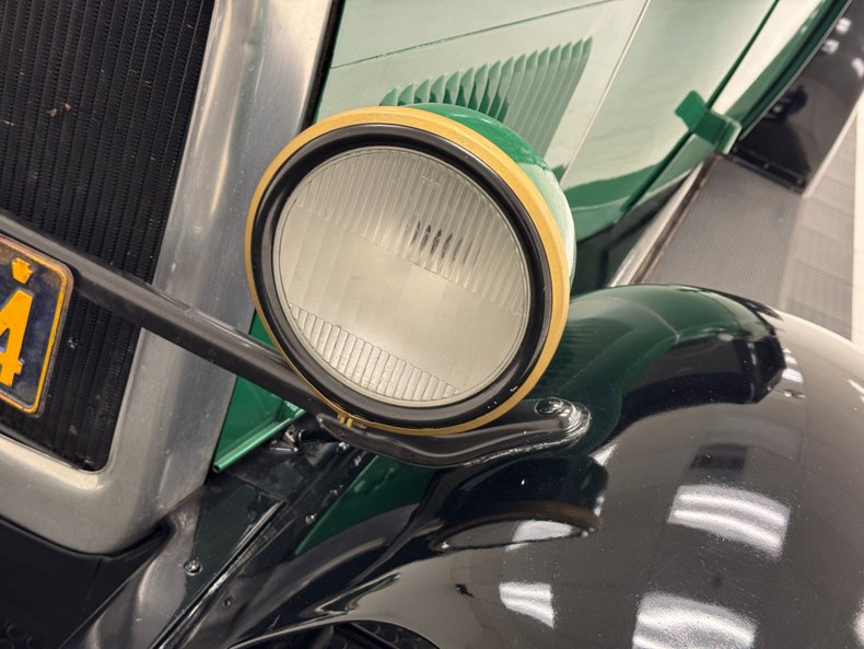 Chevrolet-Capitol-1927-Alpine-Green-Dark-Green-12