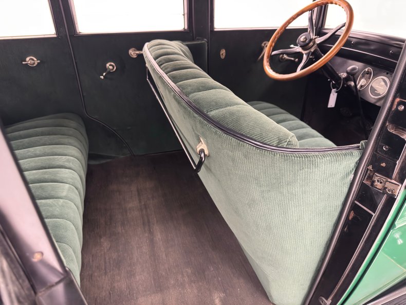 Chevrolet-Capitol-1927-Alpine-Green-Dark-Green-18