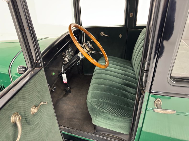 Chevrolet-Capitol-1927-Alpine-Green-Dark-Green-43