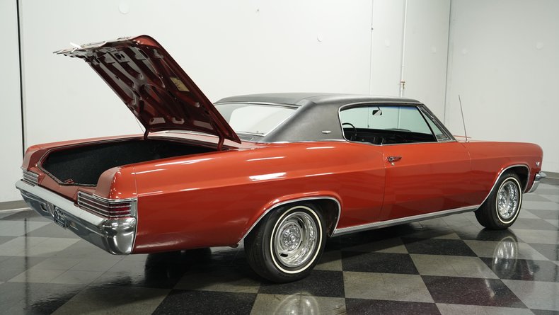 Chevrolet-Caprice-1966-Aztec-Bronze-Black-13