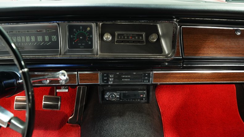 Chevrolet-Caprice-1966-Aztec-Bronze-Black-24