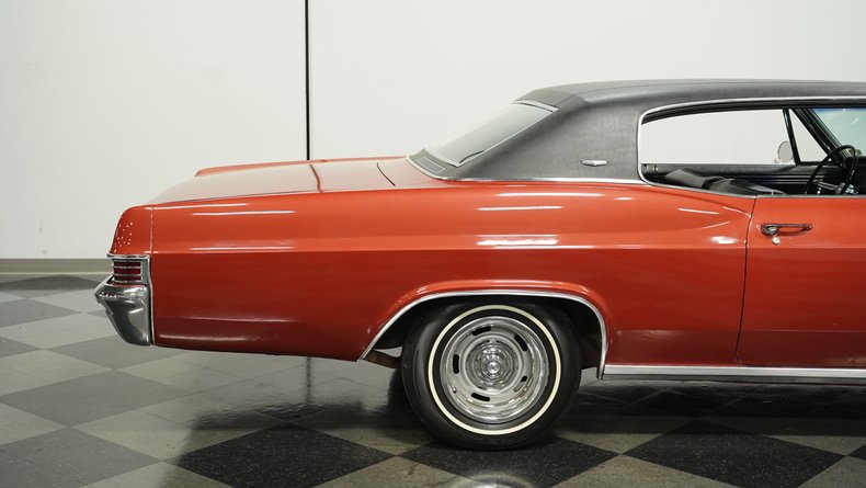 Chevrolet-Caprice-1966-Aztec-Bronze-Black-27