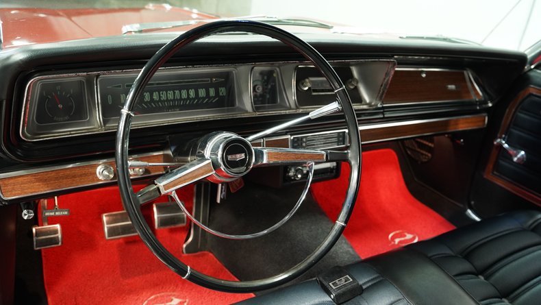 Chevrolet-Caprice-1966-Aztec-Bronze-Black-40