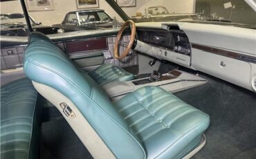 Chevrolet-Caprice-1968-24