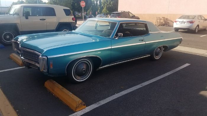 Chevrolet-Caprice-1969-Blue-Teal-Black-Cloth-17