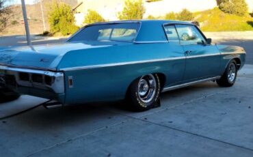 Chevrolet-Caprice-1969-Blue-Teal-Black-Cloth-19