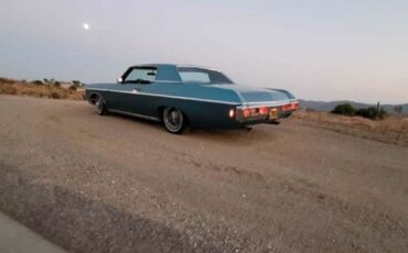 Chevrolet-Caprice-1969-Blue-Teal-Black-Cloth-20