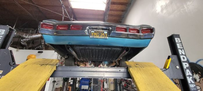 Chevrolet-Caprice-1969-Blue-Teal-Black-Cloth-25
