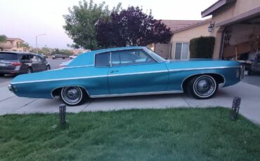 Chevrolet-Caprice-1969-Blue-Teal-Black-Cloth-31