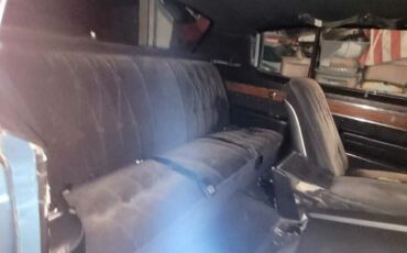Chevrolet-Caprice-1969-Blue-Teal-Black-Cloth-4