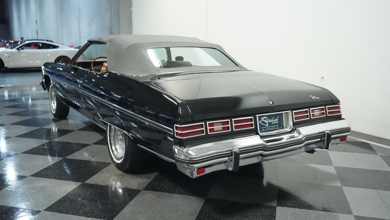 Chevrolet-Caprice-1975-Black-Dark-Saddle-13