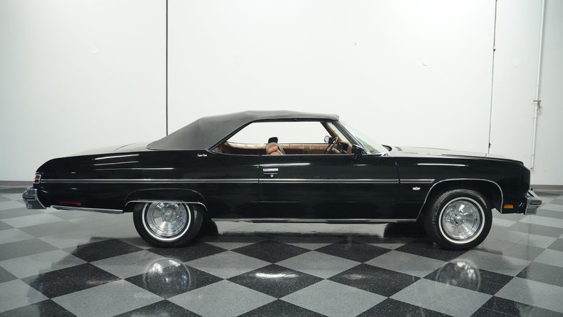 Chevrolet-Caprice-1975-Black-Dark-Saddle-16