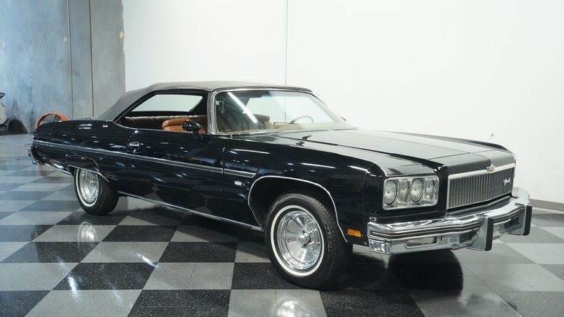 Chevrolet-Caprice-1975-Black-Dark-Saddle-17