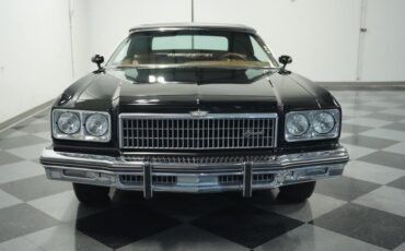 Chevrolet-Caprice-1975-Black-Dark-Saddle-18