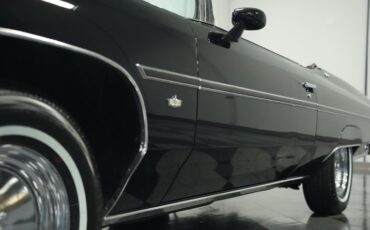 Chevrolet-Caprice-1975-Black-Dark-Saddle-23