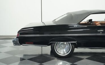 Chevrolet-Caprice-1975-Black-Dark-Saddle-29