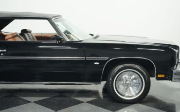 Chevrolet-Caprice-1975-Black-Dark-Saddle-30