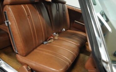 Chevrolet-Caprice-1975-Black-Dark-Saddle-40