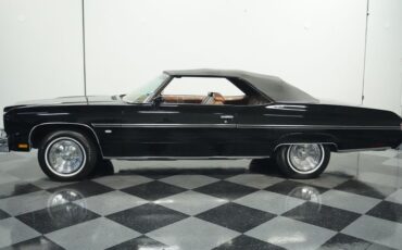 Chevrolet-Caprice-1975-Black-Dark-Saddle-43