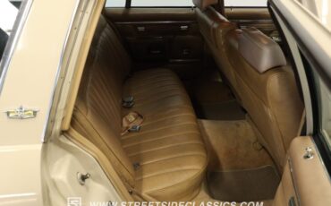 Chevrolet-Caprice-1981-Beige-Camel-15