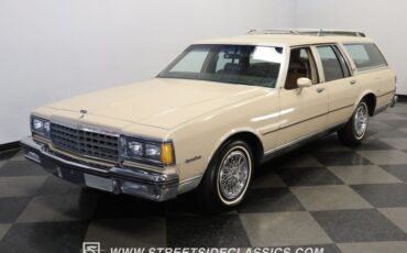Chevrolet-Caprice-1981-Beige-Camel-22