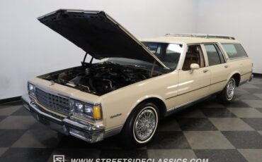Chevrolet-Caprice-1981-Beige-Camel-25
