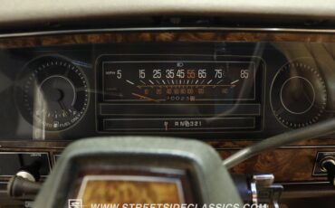 Chevrolet-Caprice-1981-Beige-Camel-27