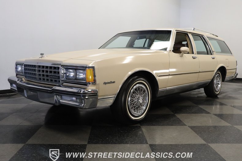 Chevrolet-Caprice-1981-Beige-Camel-4