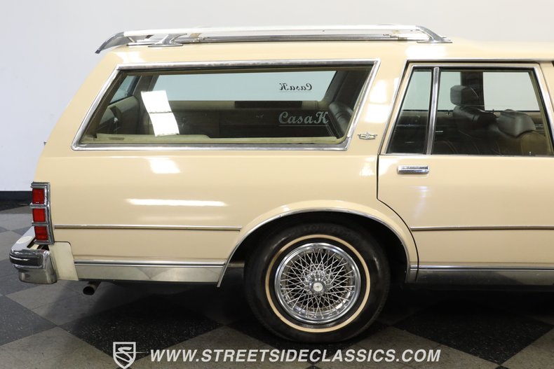 Chevrolet-Caprice-1981-Beige-Camel-6