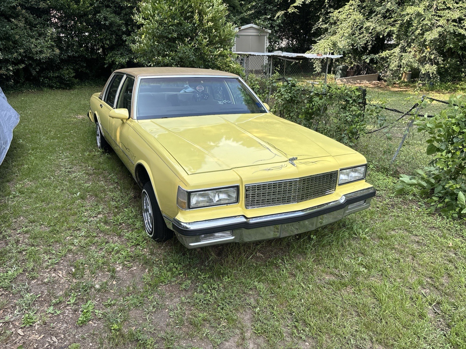 Chevrolet-Caprice-1987-Sedan-6