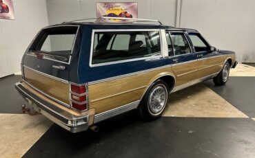 Chevrolet-Caprice-1989-Blue-Woodgrain-Blue-11