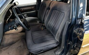 Chevrolet-Caprice-1989-Blue-Woodgrain-Blue-2