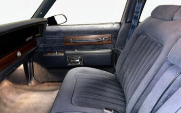 Chevrolet-Caprice-1989-Blue-Woodgrain-Blue-21