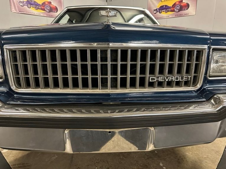 Chevrolet-Caprice-1989-Blue-Woodgrain-Blue-23
