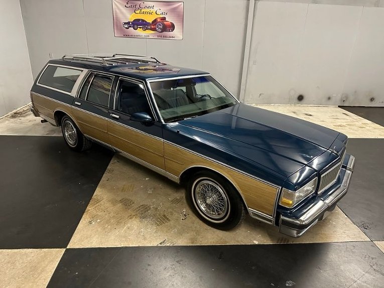 Chevrolet-Caprice-1989-Blue-Woodgrain-Blue-4