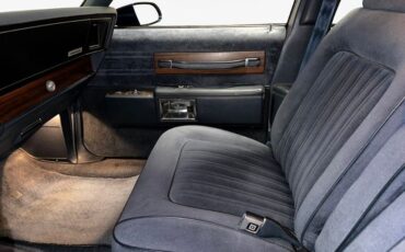Chevrolet-Caprice-1989-Blue-Woodgrain-Blue-8