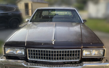 Chevrolet-Caprice-1989-Sedan-1