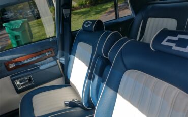 Chevrolet-Caprice-1989-White-Blue-and-White-5