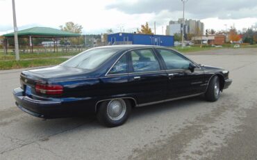 Chevrolet-Caprice-1991-Dark-Sapphire-Federal-Blue-3