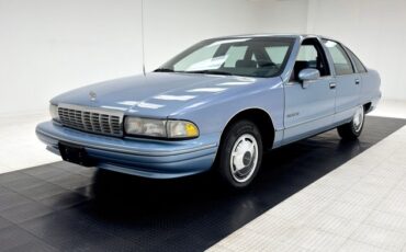 Chevrolet-Caprice-1992-Light-Sapphire-Metal-Blue-40