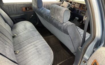 Chevrolet-Caprice-1992-Light-Sapphire-Metal-Blue-45