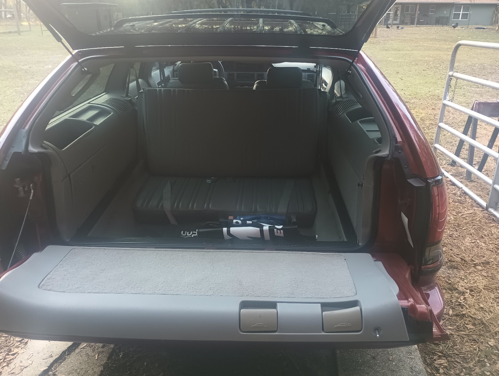 Chevrolet-Caprice-1992-Wagon-13