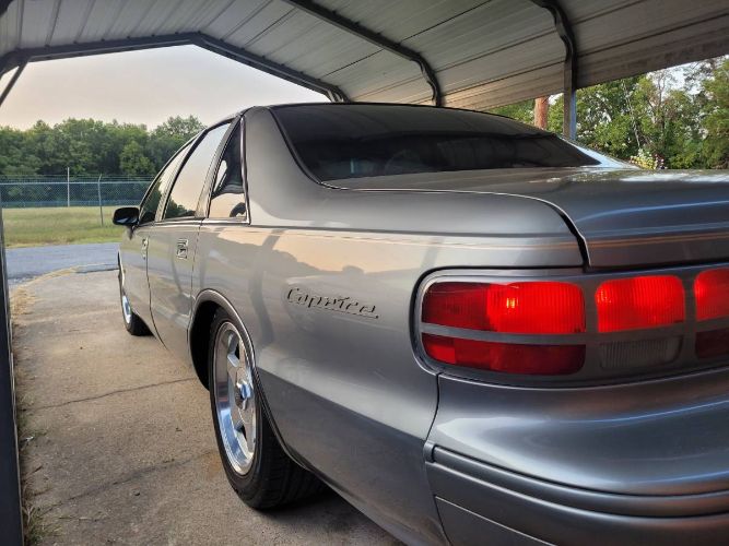 Chevrolet-Caprice-1994-5