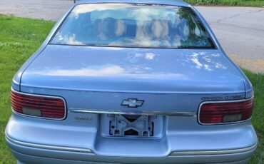 Chevrolet-Caprice-1995-3
