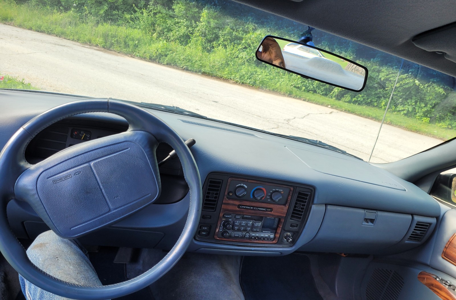 Chevrolet-Caprice-1995-7