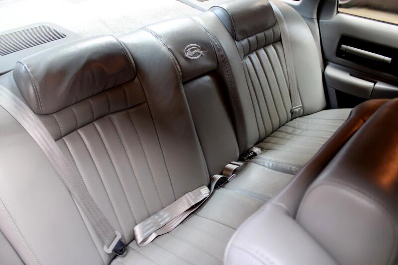 Chevrolet-Caprice-1995-Sedan-12